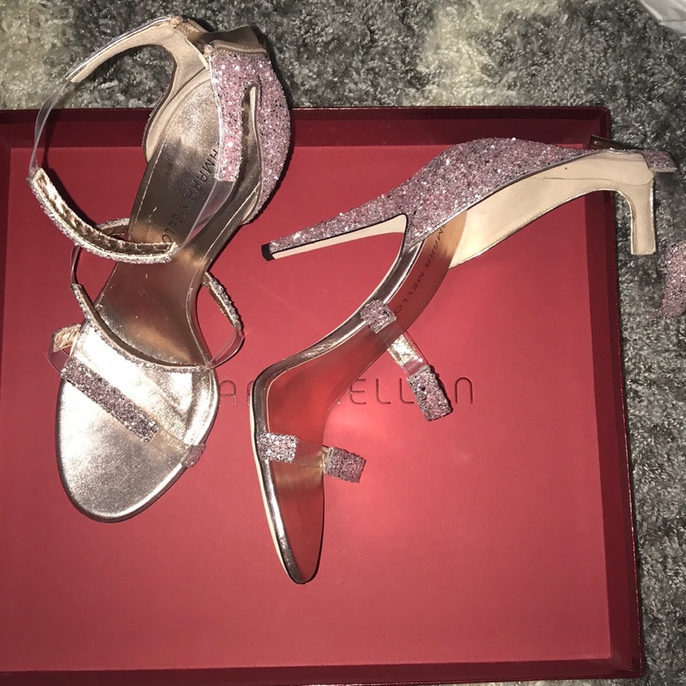 SOLD -Brand new in box Frontline - Glitter 39.5